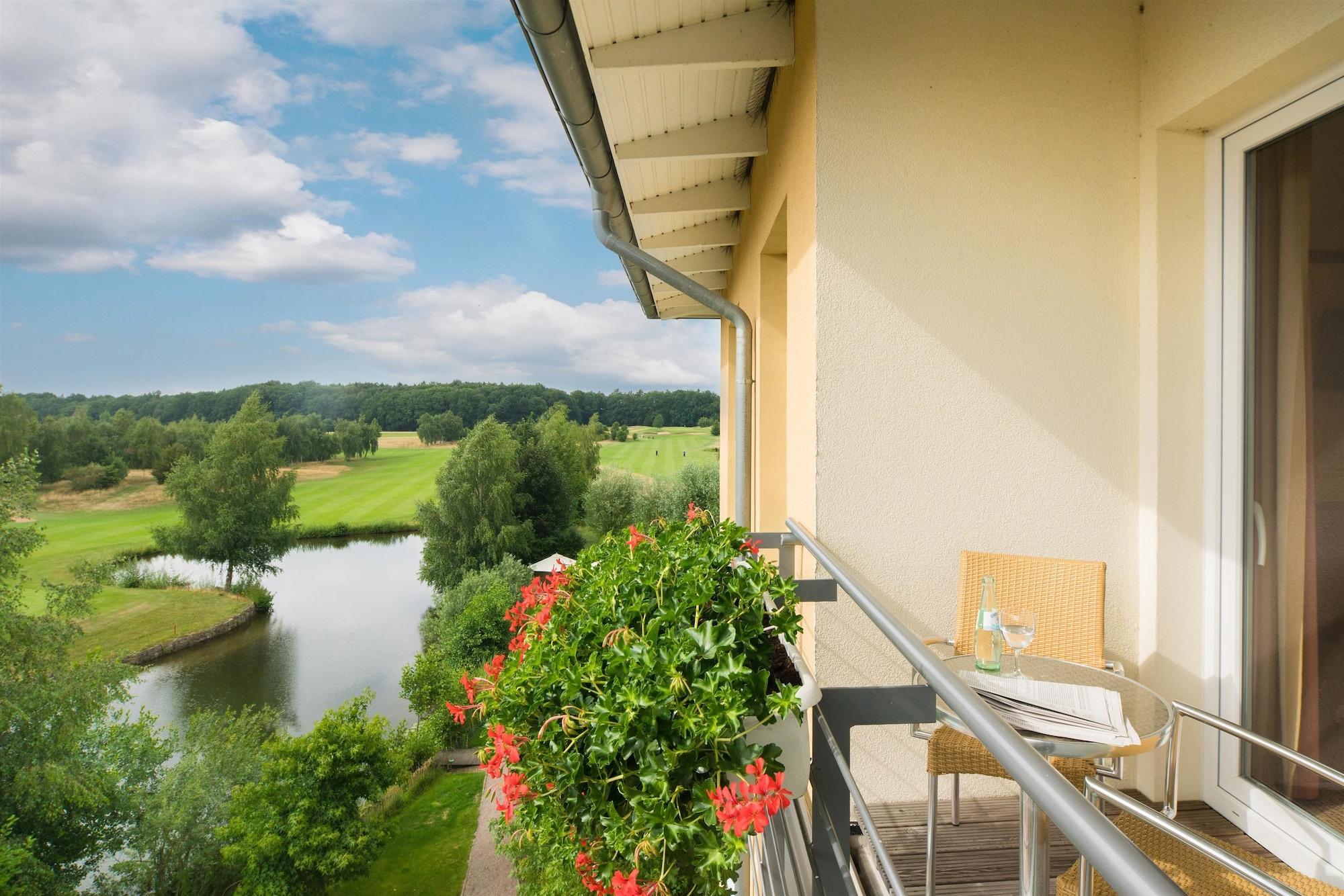 Best Western Premier Castanea Resort Hotel Adendorf Exterior photo