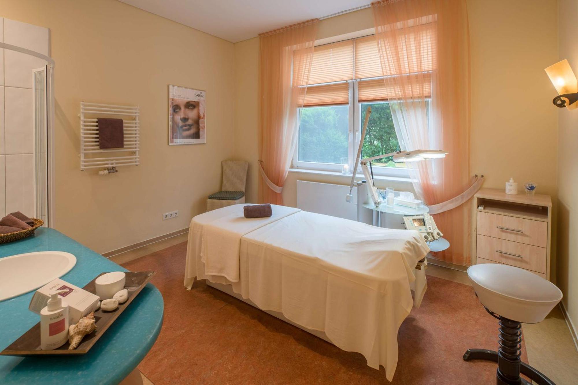 Best Western Premier Castanea Resort Hotel Adendorf Exterior photo